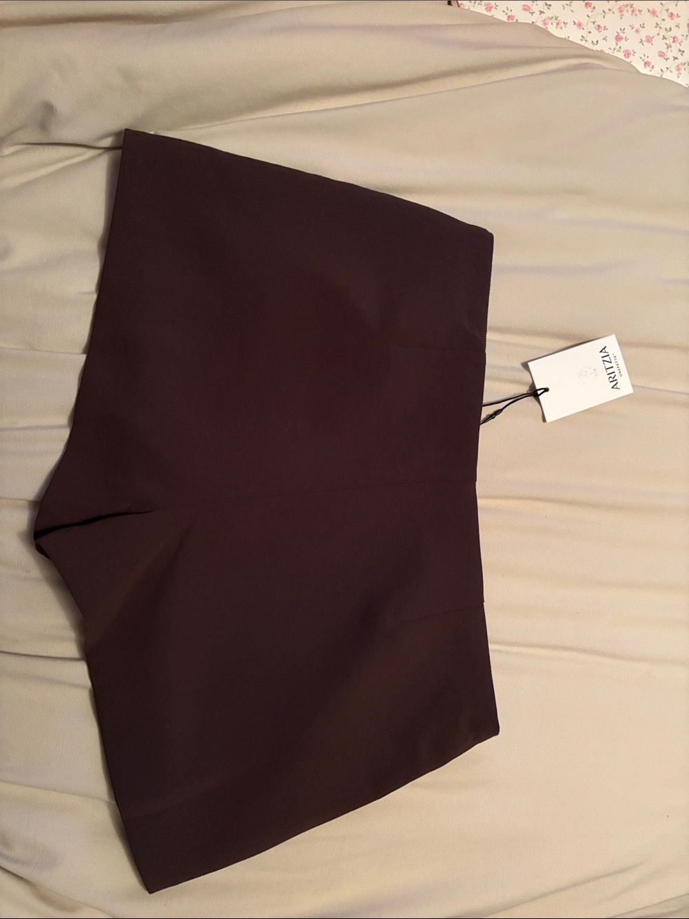 Aritzia Jewel Skort - Picture 2 of 5